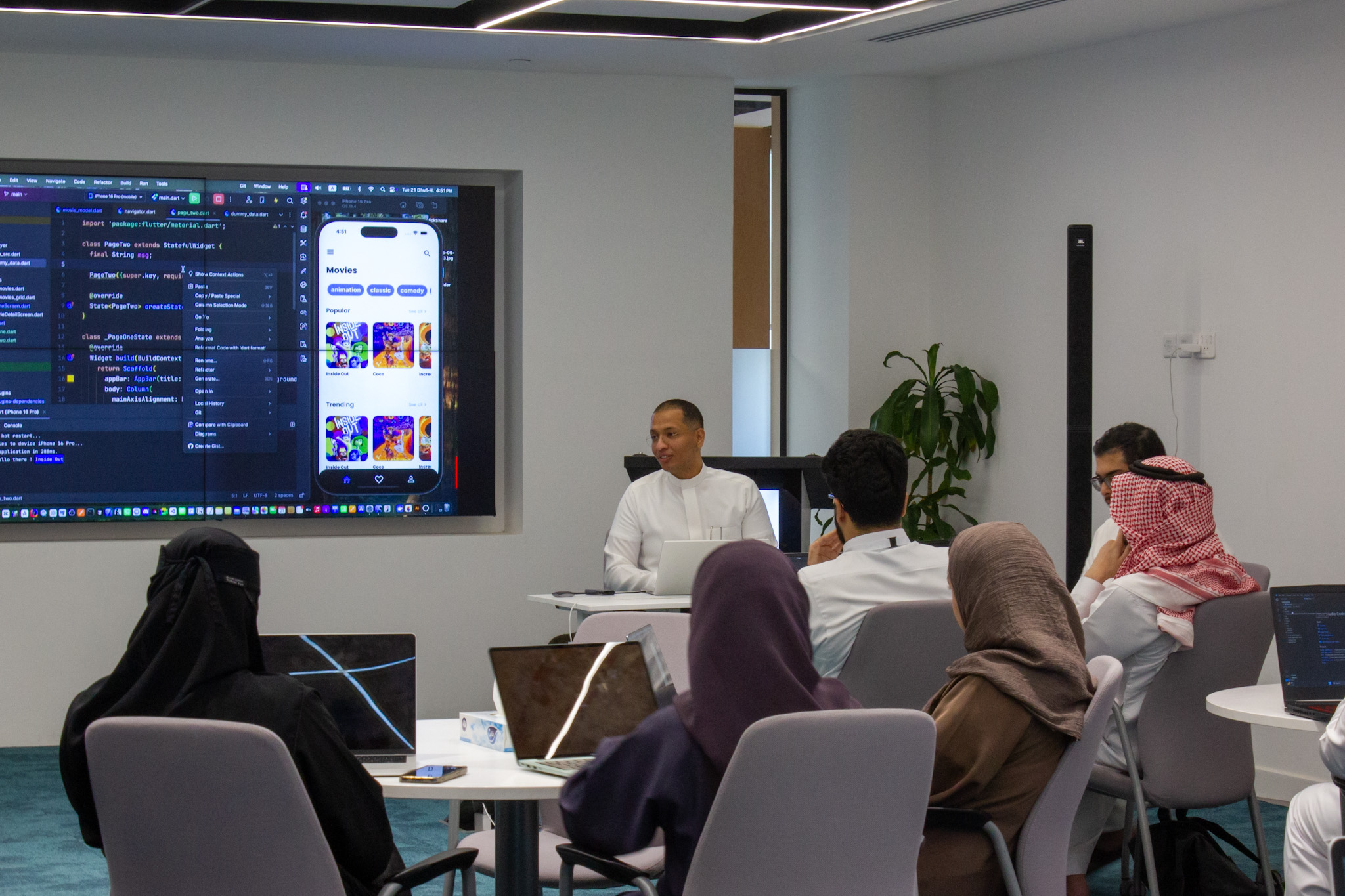 @yamdkh جانب من تقديم إحدى الدورات حضوريا