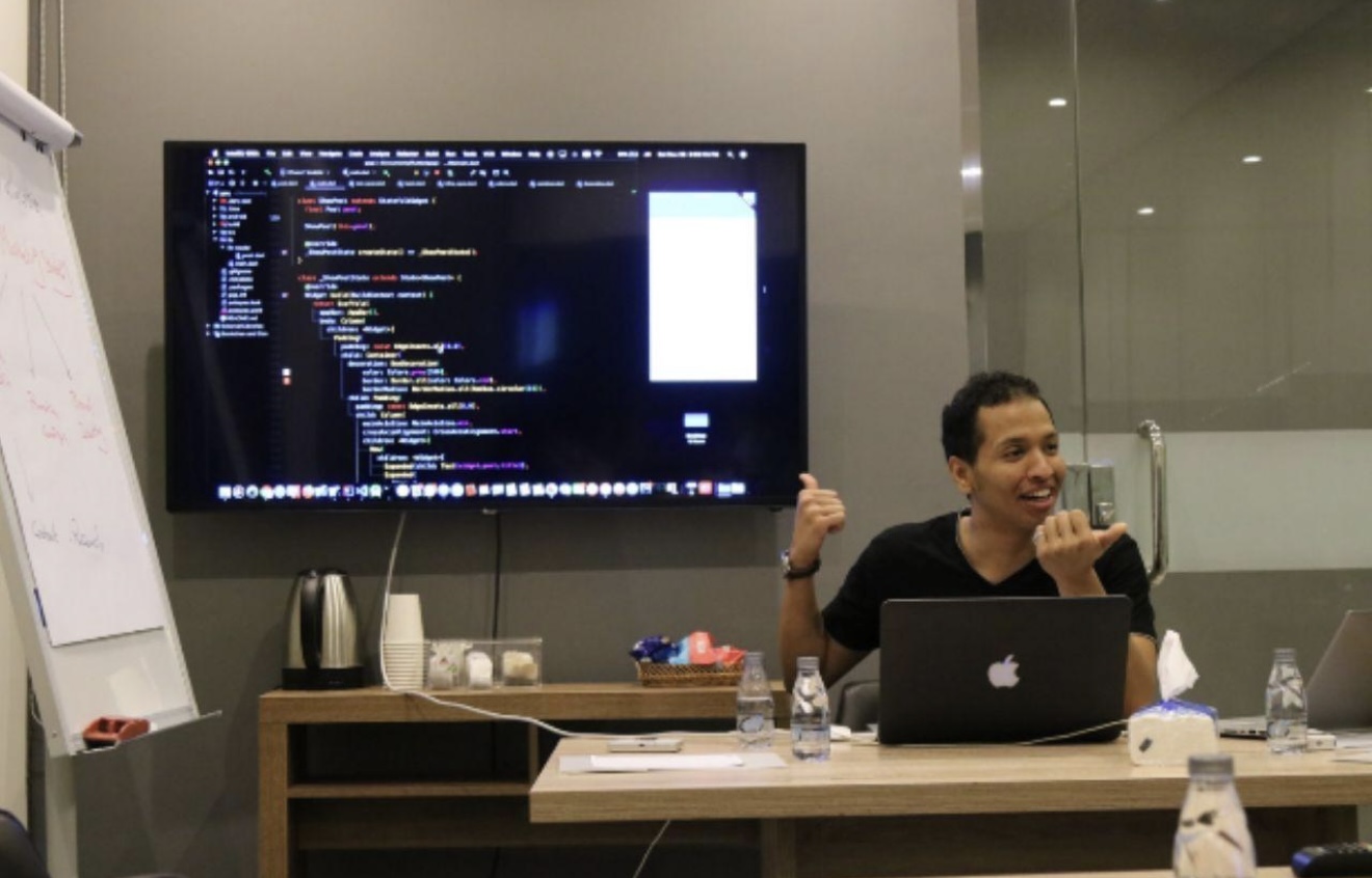 @yamdkh جانب من تقديم إحدى الدورات حضوريا